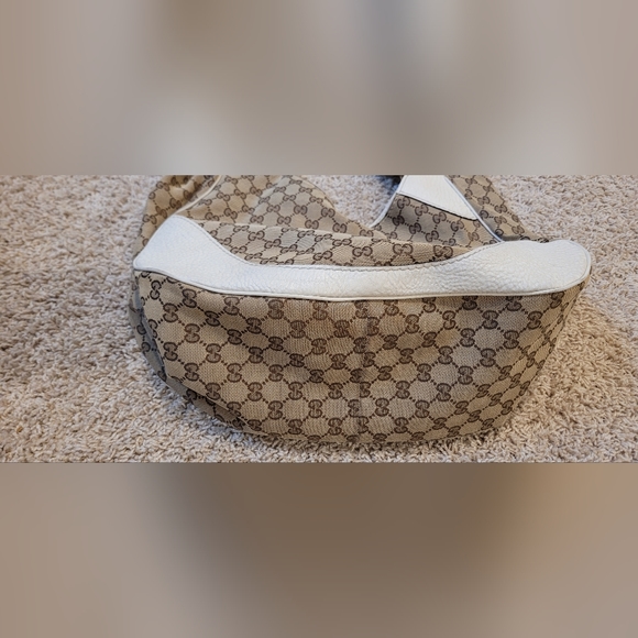 Gucci Charlotte Hobo - Picture 4 of 5